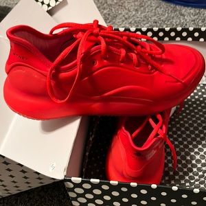 aSMC court tennis shoe